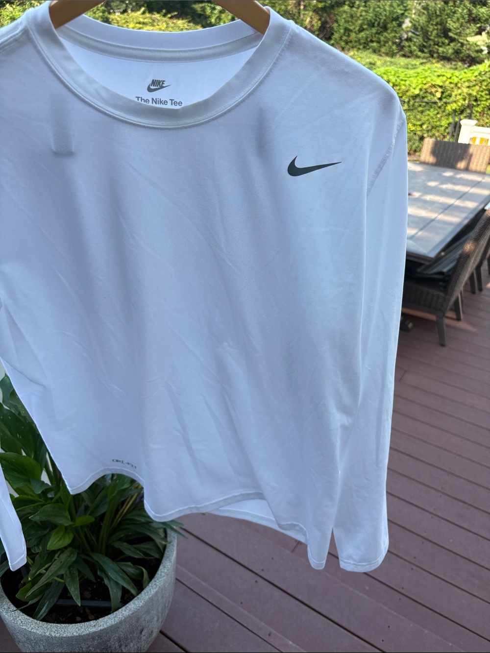 Nike White Long Sleeve Crew Neck Performance Tee